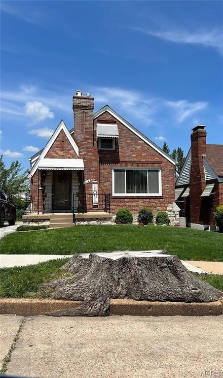 1225 Orchid Ave, Saint Louis, MO 63147
