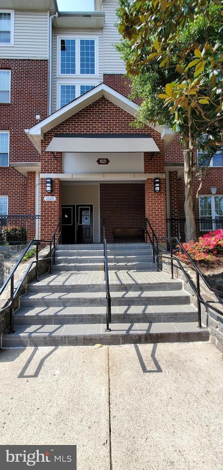 1521 Spring Gate Dr Unit 10404, McLean, VA 22102