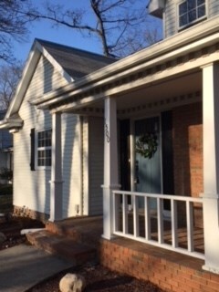 1500 Dogwood Dr, Elkhart, IN 46514