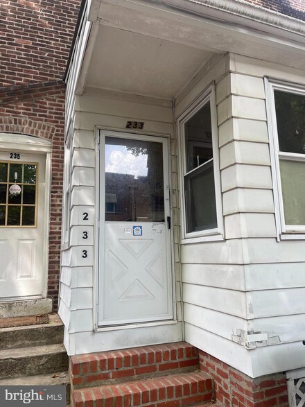 233 4th Ave, Roebling, NJ 08554