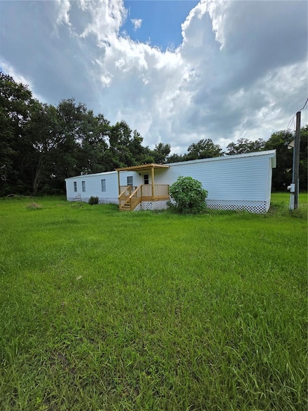 39126 Darren Dr, Zephyrhills, FL 33540