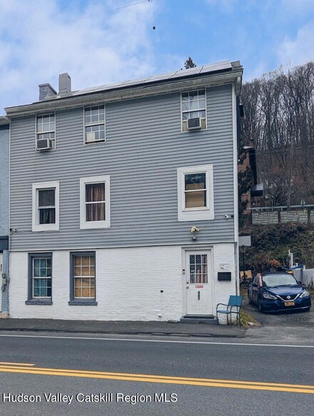 607 Abeel St, Kingston, NY 12401
