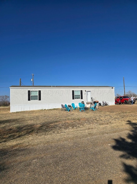 120 Avey Ln, Fritch, TX 79036