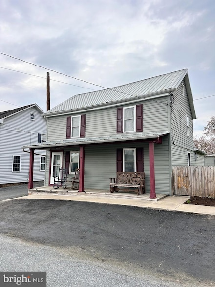 34 N High St, Millerstown, PA 17062