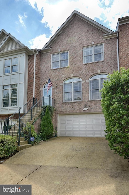 2702 Pembsly Dr, Vienna, VA 22181