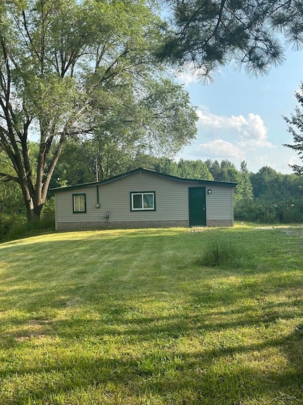 5381 Half Moon Trail, Lake, MI 48632