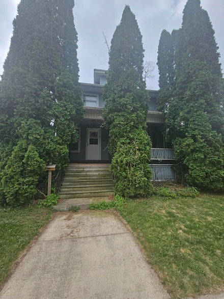 100 W Division St, Fond Du Lac, WI 54935