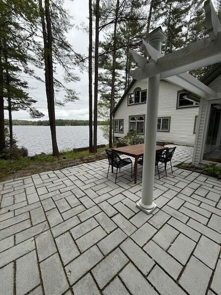 27 Chickadee Ln, Naples, ME 04055