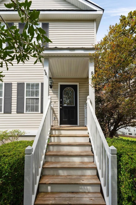 815 Harbor Place Dr, Charleston, SC 29412