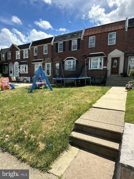 3110 Friendship St, Philadelphia, PA 19149