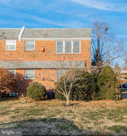 19 Windsor Rd, Glenside, PA 19038