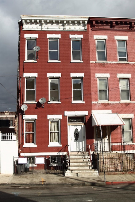 614 Bramhall Ave, Jersey City, NJ 07304