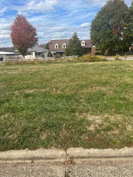 Lots 7, 8 & 9 Waverly Rd, Huntington, WV 25704