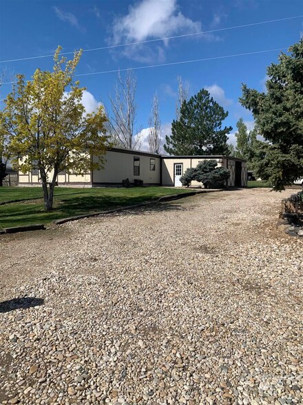 20803 Idaho 78, Murphy, ID 83650