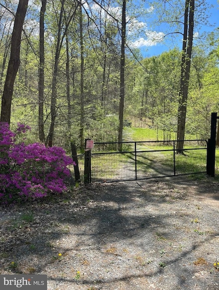 251 Hawk Cir, Locust Dale, VA 22948