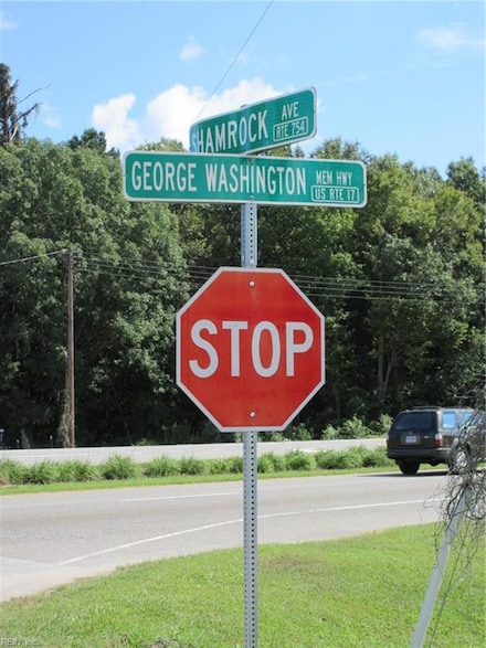 2019 George Washington Memorial Hwy, Yorktown, VA 23693