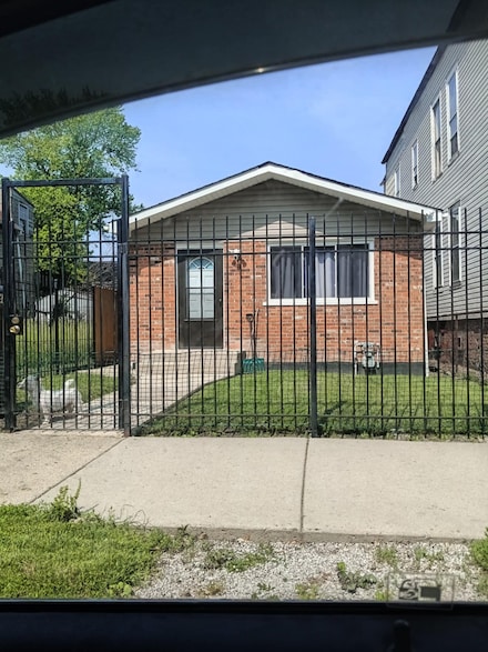 5348 S Peoria St, Chicago, IL 60609