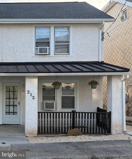 212 Amelia St, Mont Clare, PA 19453