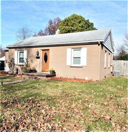 1914 Taylor Ave, Evansville, IN 47714