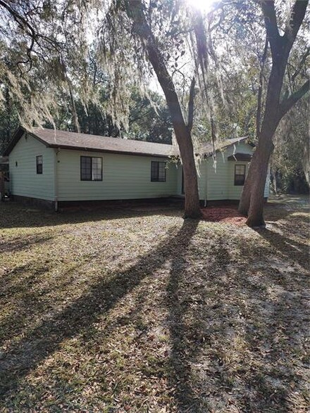 15657 NE 148th Ct, Fort Mc Coy, FL 32134