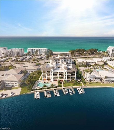 2020 Gulf Shore Blvd N Unit 201, Naples, FL 34102