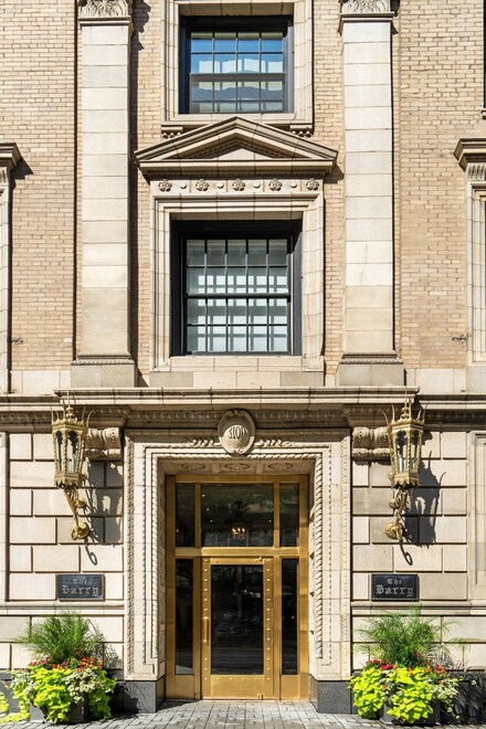 3100 N Sheridan Rd Unit 14B, Chicago, IL 60657