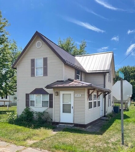 11913 London Rd, Orient, OH 43146
