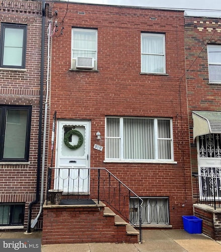 919 Dudley St, Philadelphia, PA 19148
