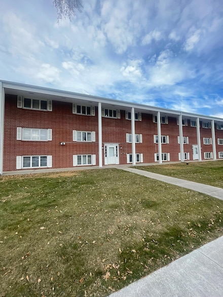 809 6th Ave N Unit C14, Fargo, ND 58102