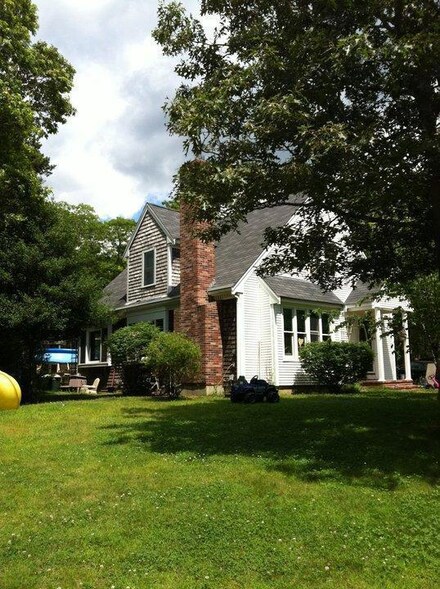 220 Chuckles Way, Marstons Mills, MA 02648