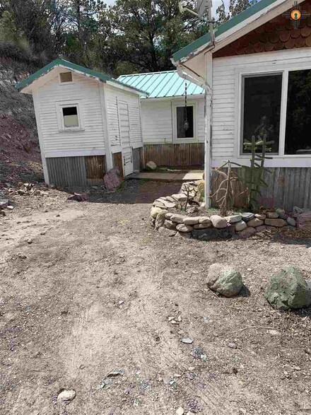 4 Virtue, Hillsboro, NM 88042