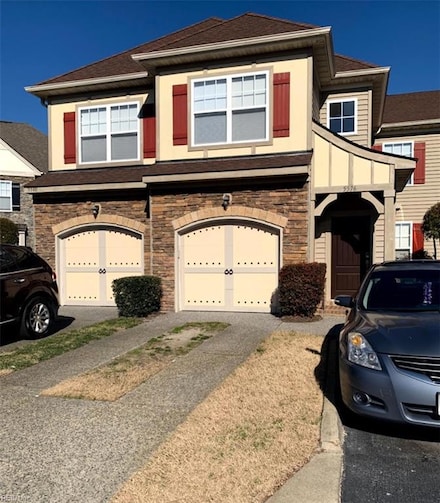 5576 Goose Pond Ln, Virginia Beach, VA 23455