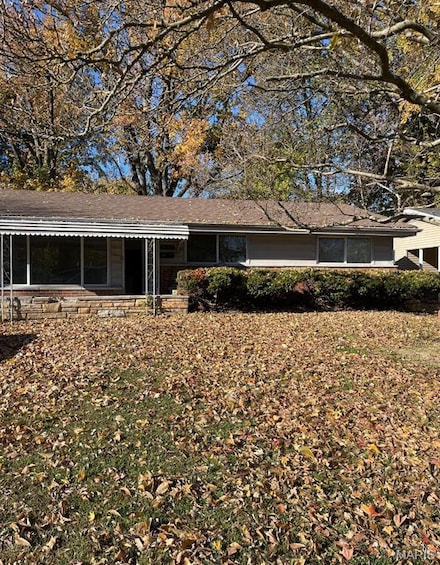 9737 Wendell Dr, Saint Louis, MO 63136