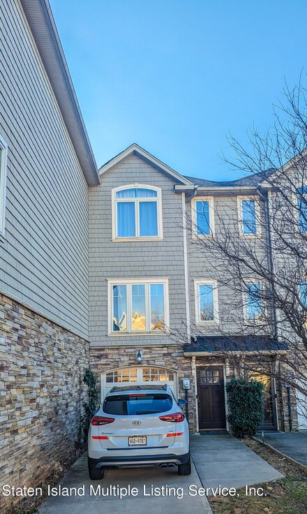 192 Roman Ave, Staten Island, NY 10314