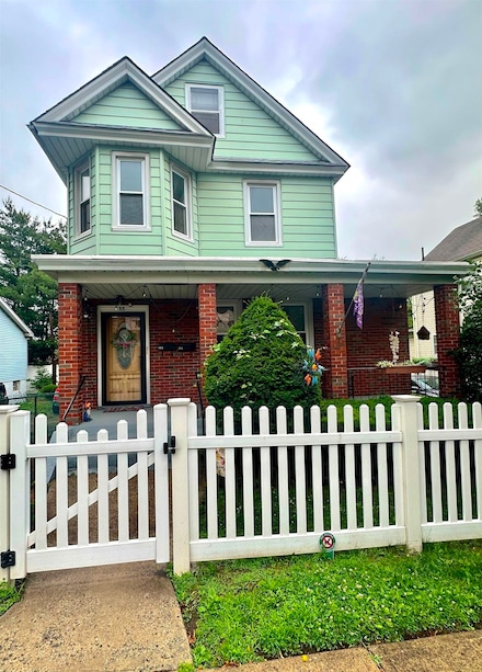 53 Hille Place Unit 2, Ridgefield Park, NJ 07660