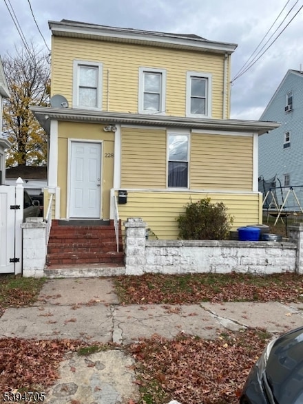 228 Temple St, Paterson, NJ 07522