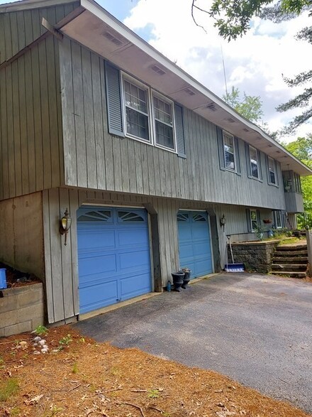 120 Pleasant St, Pembroke, MA 02359