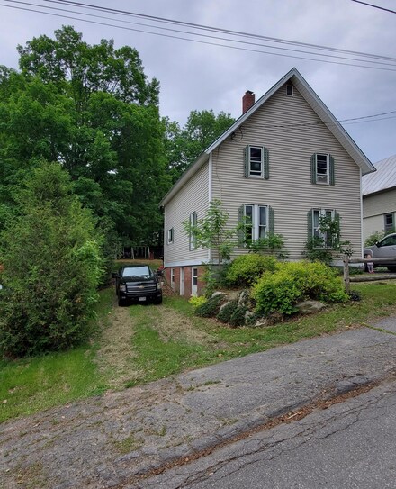 10 Bridge St, Skowhegan, ME 04976