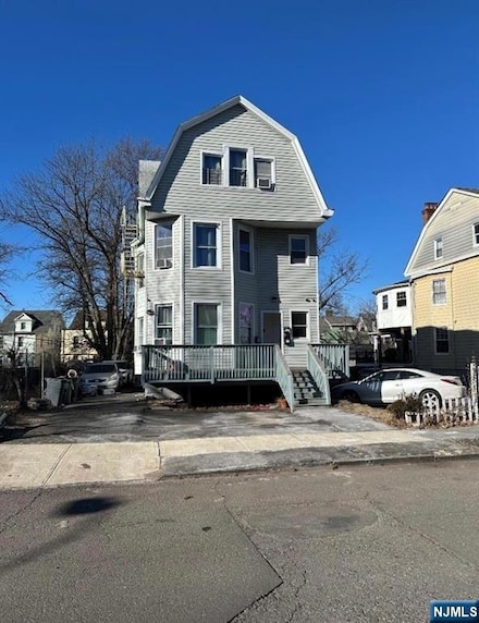 211 N Maple Ave, East Orange, NJ 07017