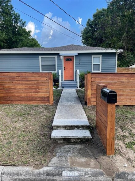 1214 Herschell St, Lakeland, FL 33815