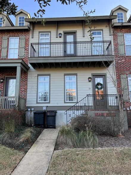 21 Bellegrass Blvd, Hattiesburg, MS 39402