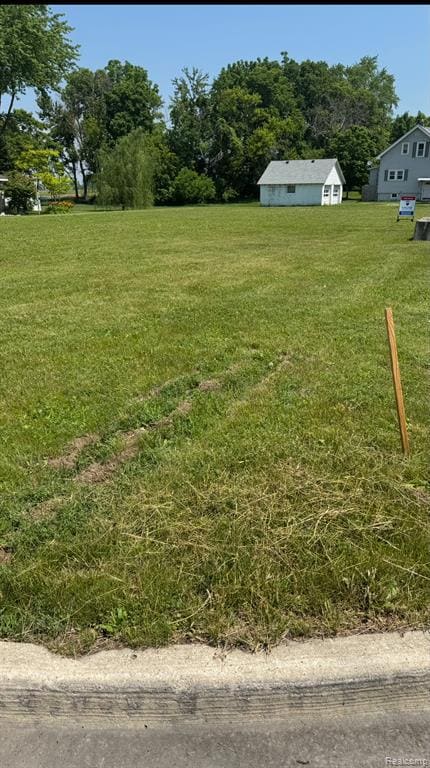 000 N Dixie, Frenchtown Township, MI 48162