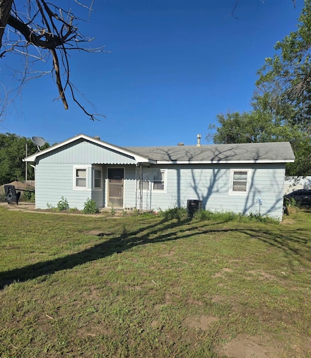2402 N Hoover Rd, Wichita, KS 67205