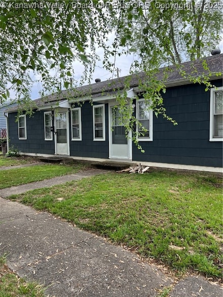2709 Furlong Ave, Saint Albans, WV 25177