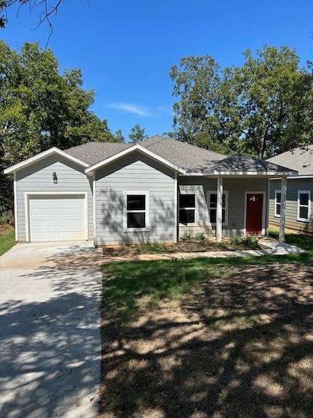 1119 W Johnson St, Denison, TX 75020