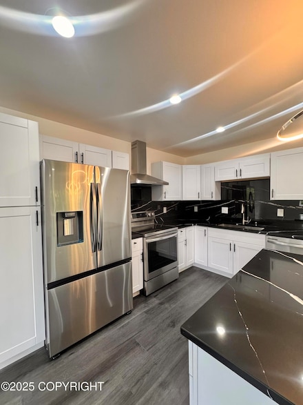 3807 Greenland Dr, Anchorage, AK 99517