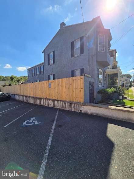 1627 Centre Ave, Reading, PA 19601