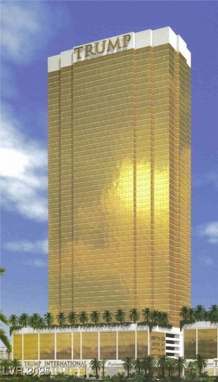 2000 N Fashion Show Dr Unit 5906, Las Vegas, NV 89109