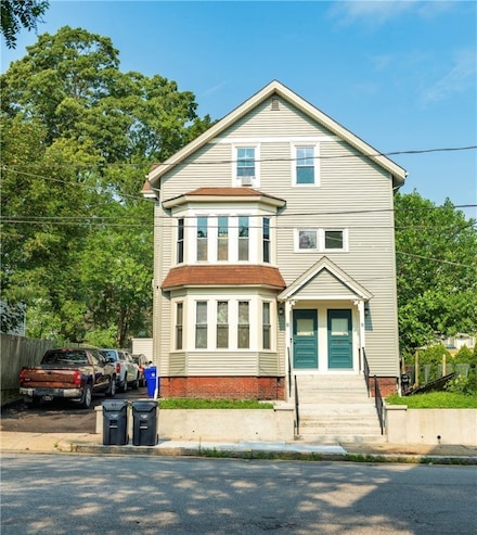 6 Pine St Unit 8, Pawtucket, RI 02860