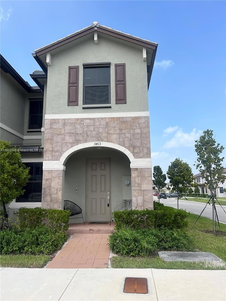 3413 W 113th St, Hialeah, FL 33018